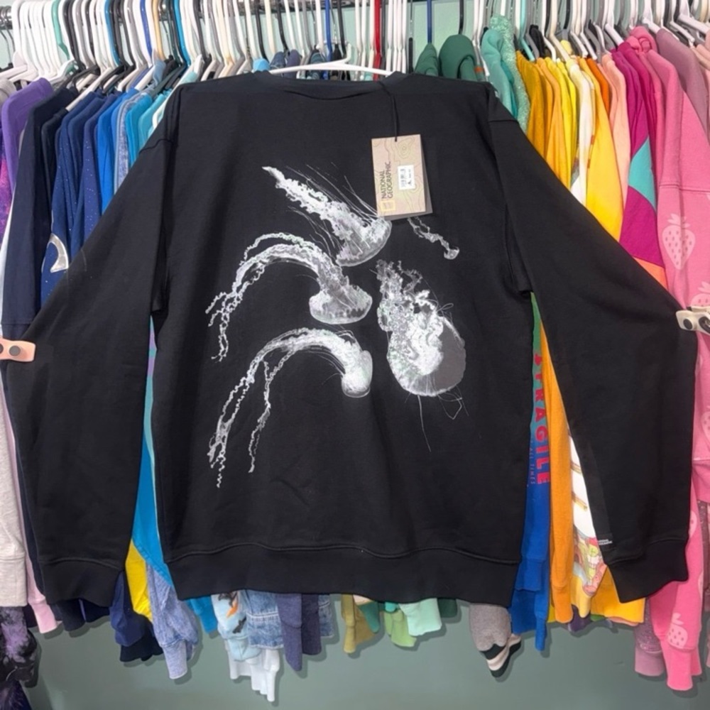 Disney parks National Geographic Deadstock jellyfish pullover unisex L sweater